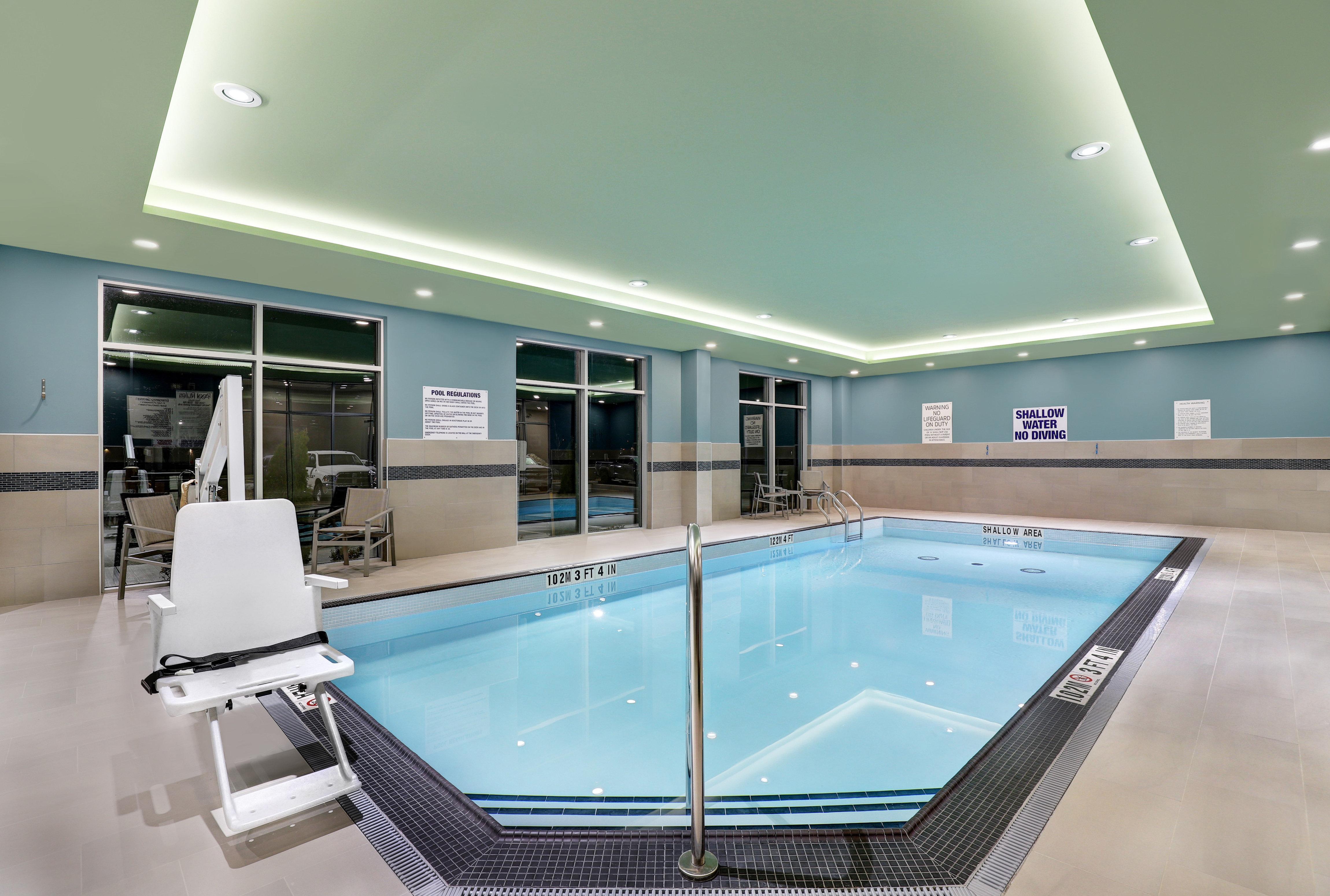 Holiday Inn Express & Suites - Порт-Элджин Экстерьер фото